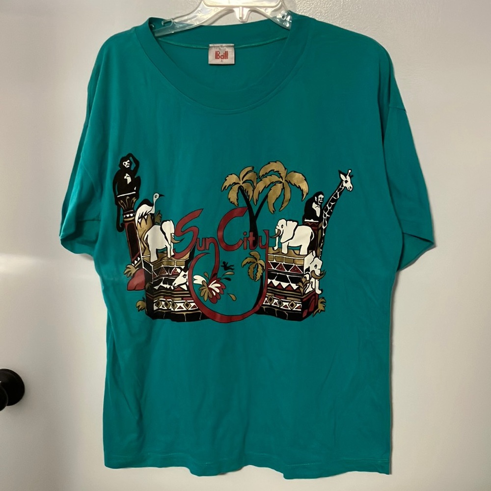 Vintage Sun City Baill tee